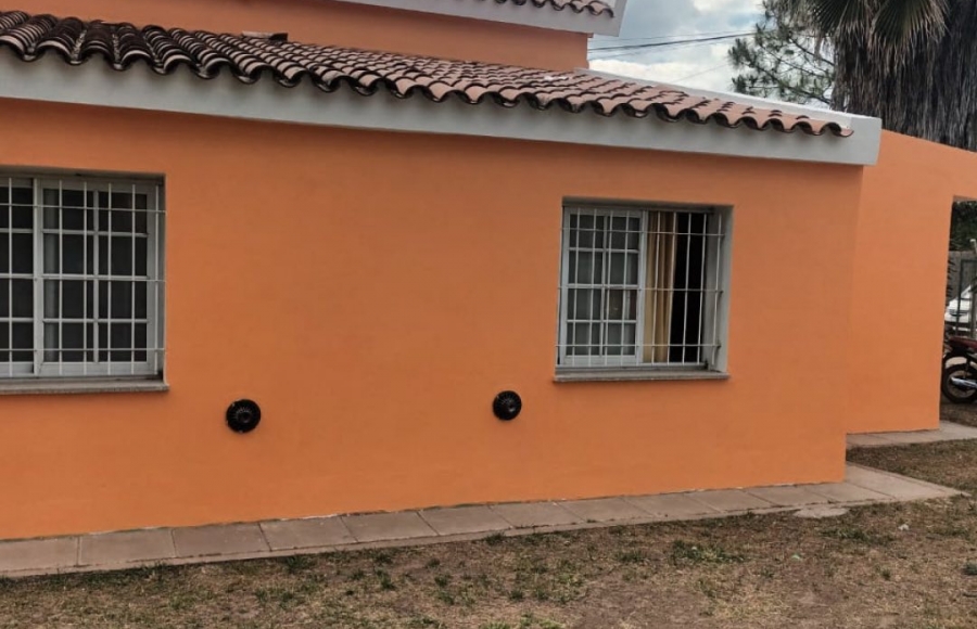 MEJORAS EN EL CENTRO DE SALUD DE BARRIO LOS ALGARROBOS