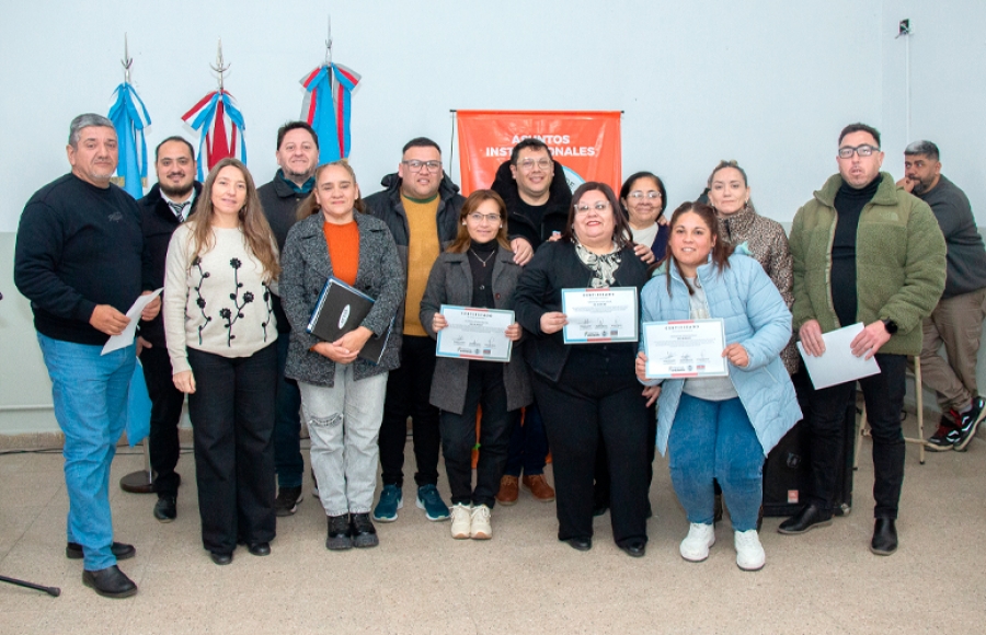 ASUMIERON LAS AUTORIDADES DEL CENTRO VECINAL DE BARRIO MOREYRA ROSS