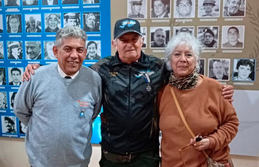 VISITA DE HONOR EN EL MUSEO "DR. LINCOLN R. URQUIZA"