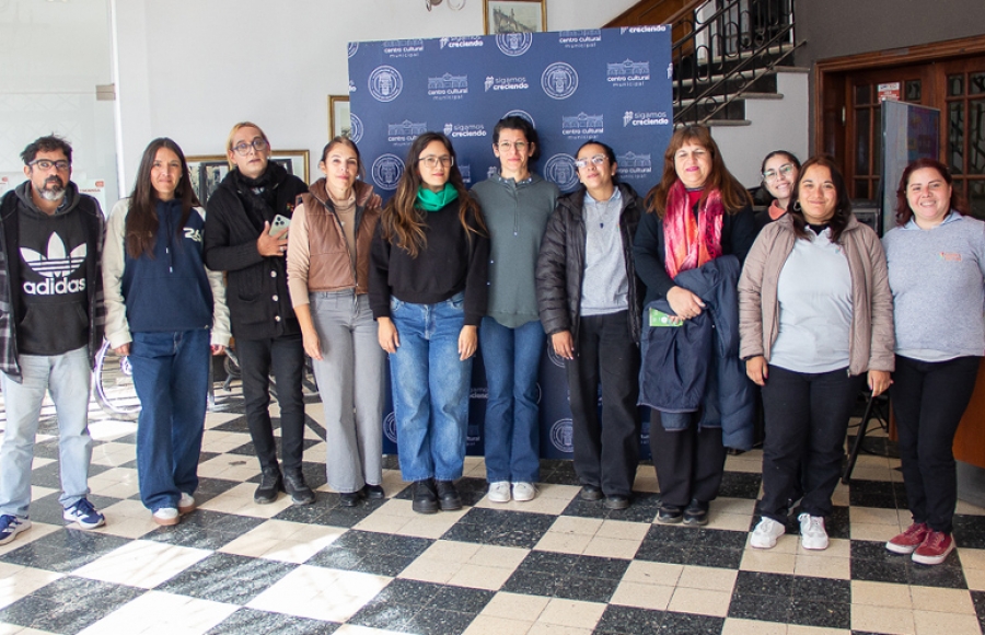 ESTUDIANTES DE DEÁN FUNES REFLEXIONARON SOBRE DIVERSIDAD SEXUAL Y VÍNCULOS SALUDABLES