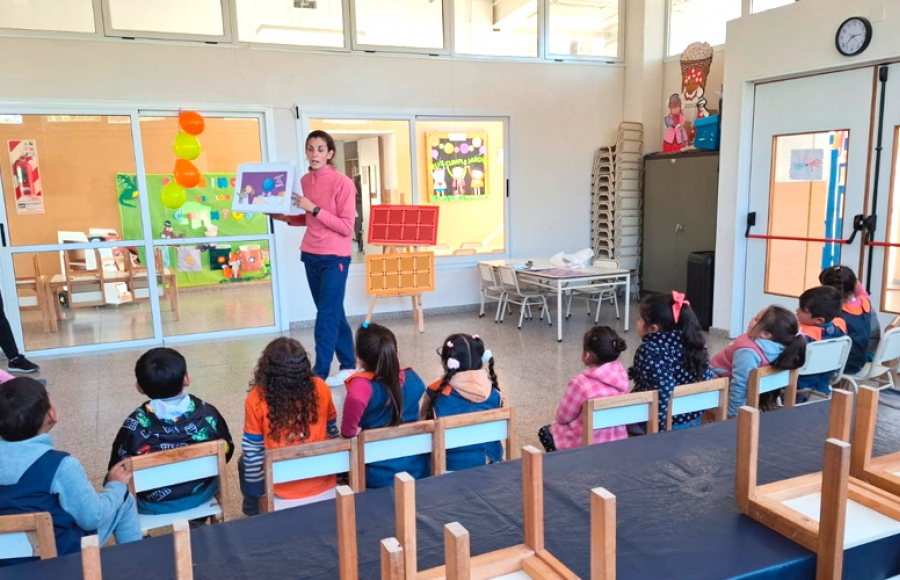 TALLER DE HÁBITOS SALUDABLES EN CENI BELGRANO Y PERI