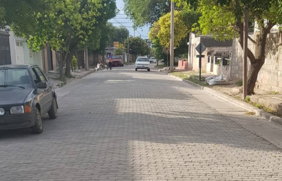 FINALIZAMOS ADOQUINADO EN CALLE INDEPENDENCIA