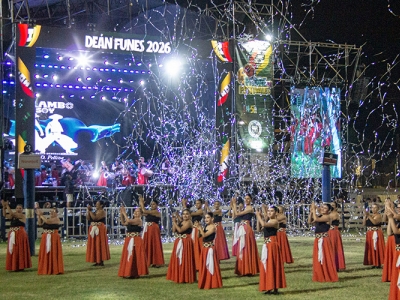 PRIMERA NOCHE DEL PADRE DE FESTIVALES