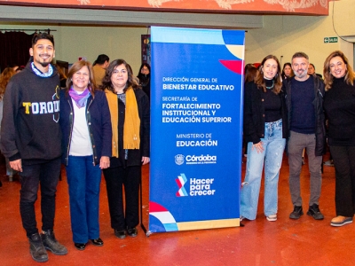CAPACITACIÓN SOBRE CLUBES ESTUDIANTILES EN DEÁN FUNES