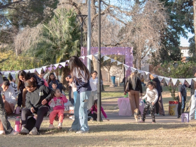 KERMÉS SOLIDARIA EN LA PLAZA SAN MARTÍN