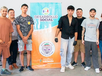 JORNADA SOLIDARIA: UN CORTE, UNA SONRISA